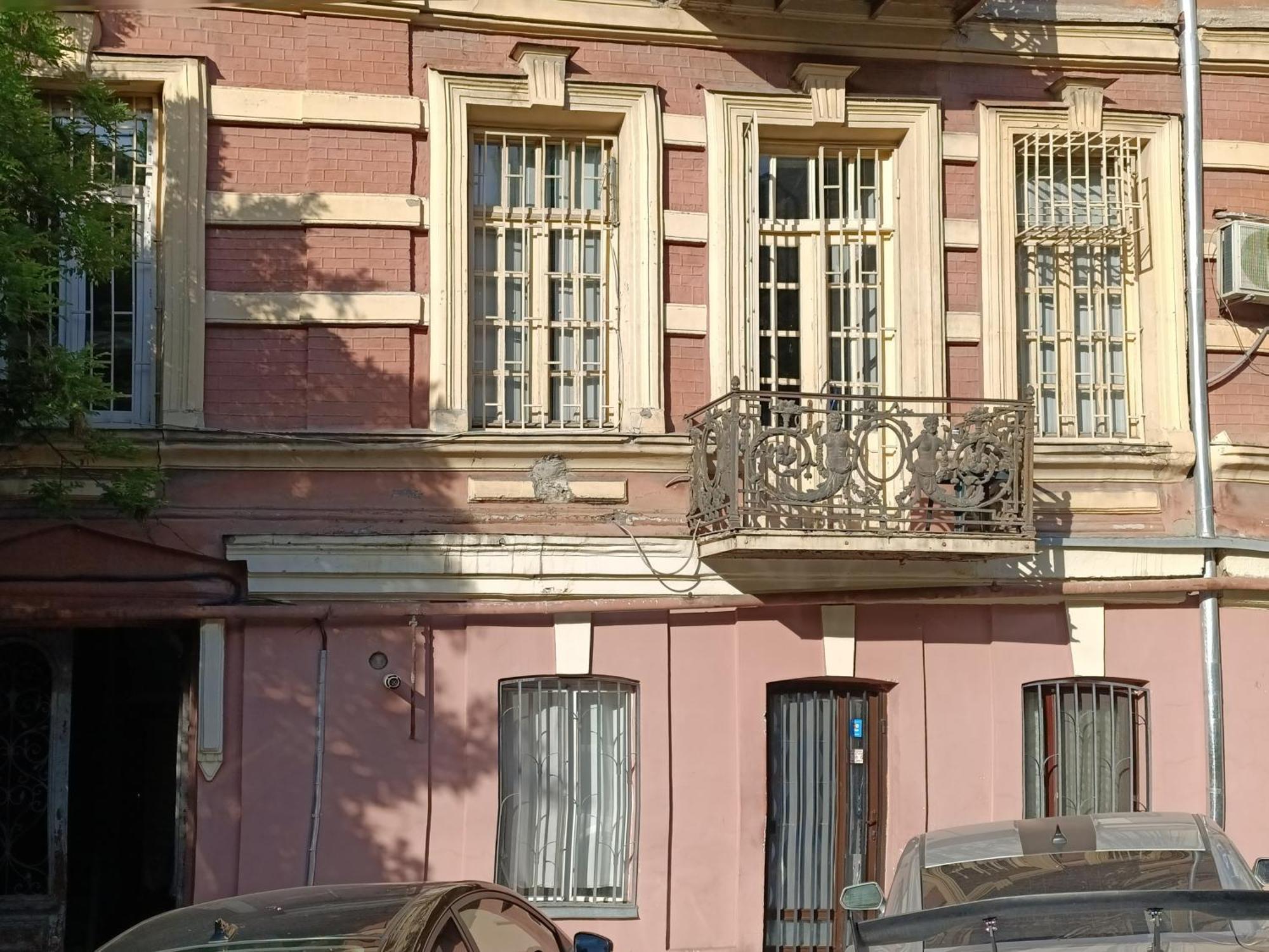 J Square Hostel Tbilisi Luaran gambar