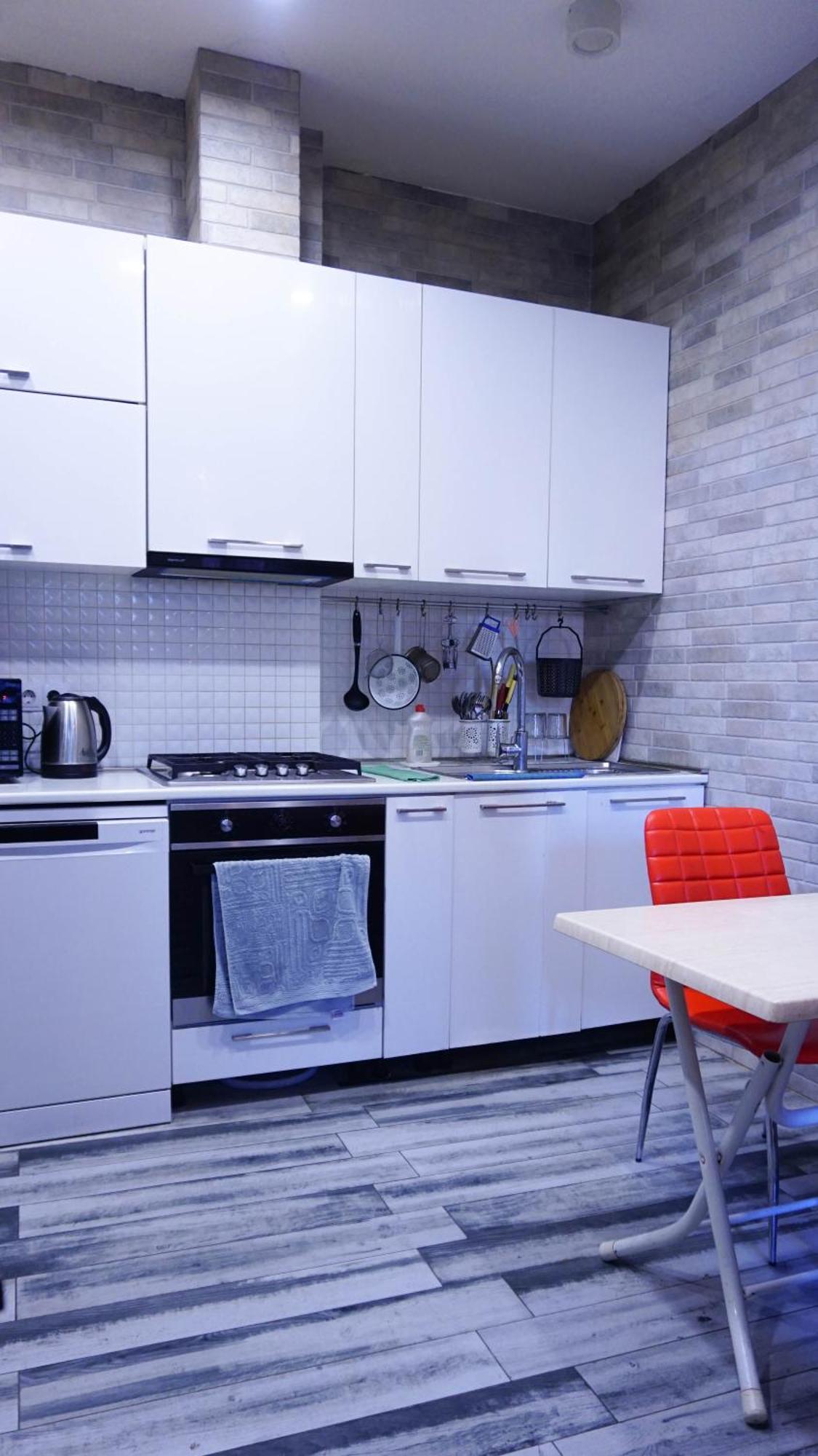 J Square Hostel Tbilisi Luaran gambar