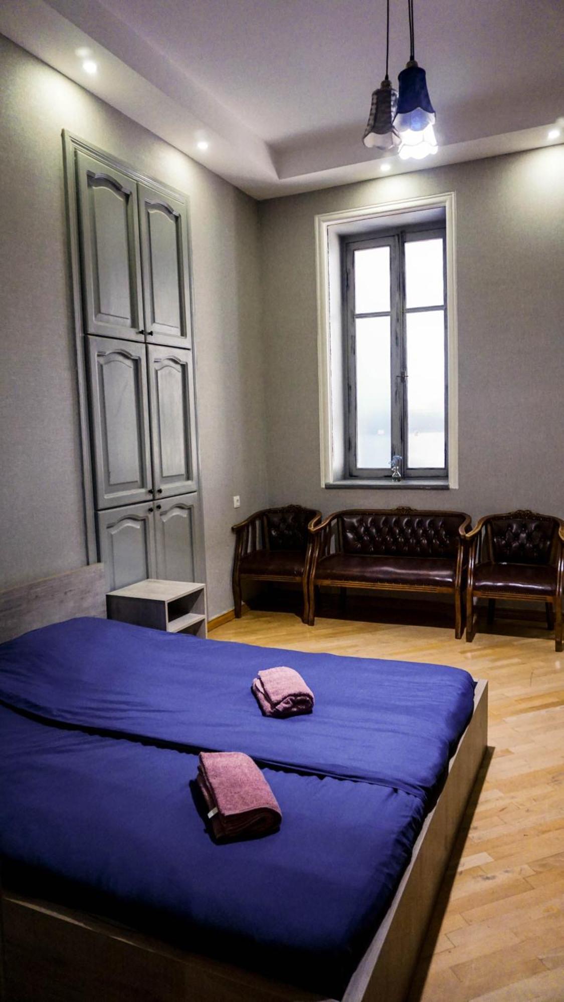 J Square Hostel Tbilisi Luaran gambar