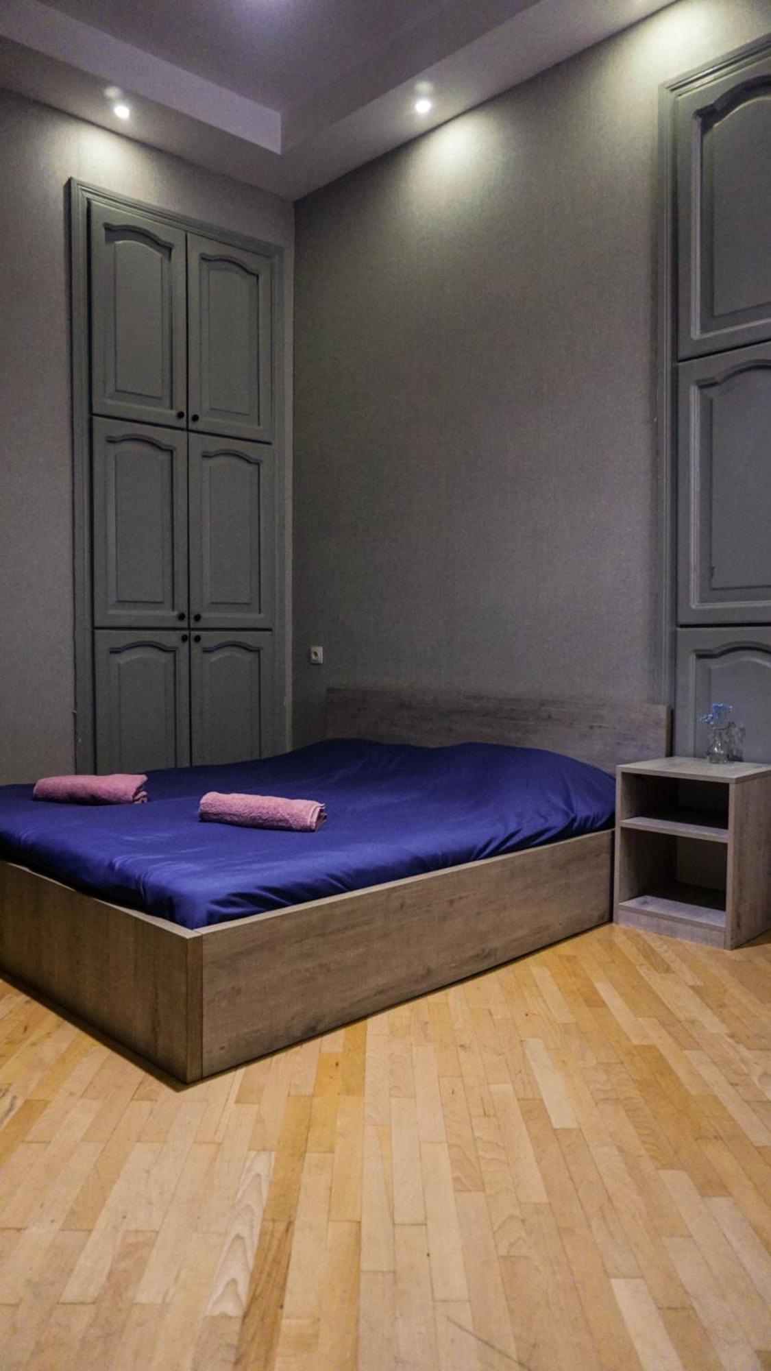 J Square Hostel Tbilisi Luaran gambar